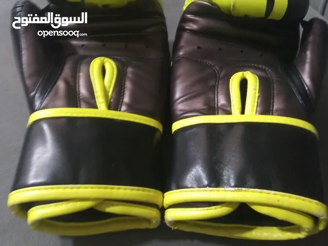 كفوف كيك بوكسينج