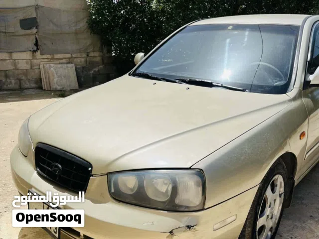 2003 هيونداي النترا Standard
