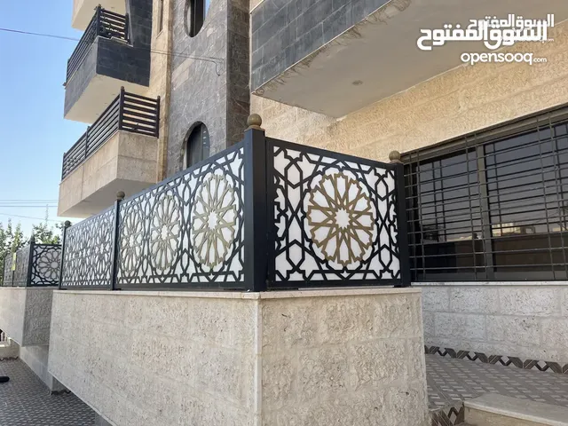 160m2 4 Bedrooms Apartments for Sale in Madaba Madaba Center