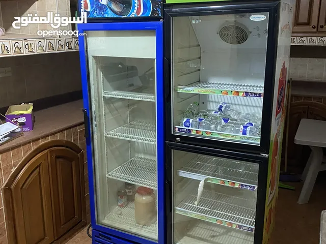 كافتيريا جامعه مكان سياحيه