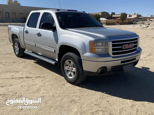 Used GMC Sierra in Al Jahra