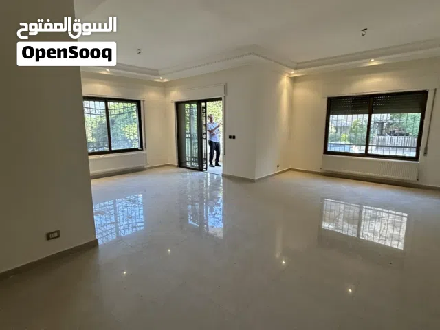 200 m2 3 Bedrooms Apartments for Sale in Amman Um El Summaq