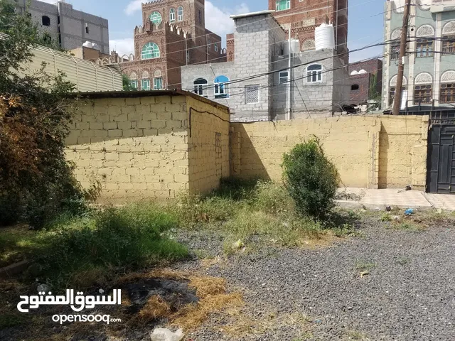 448m2 More than 6 bedrooms Townhouse for Sale in Sana'a Haddah