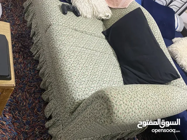 كنبة ثنائية مريحة