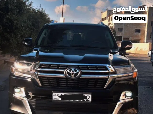 2016 تويوتا لاند كروزر GXR