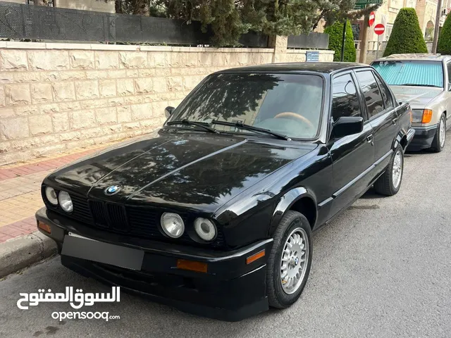 بي ام دبليو موديل 1989 e30 بوز نمر للبيع