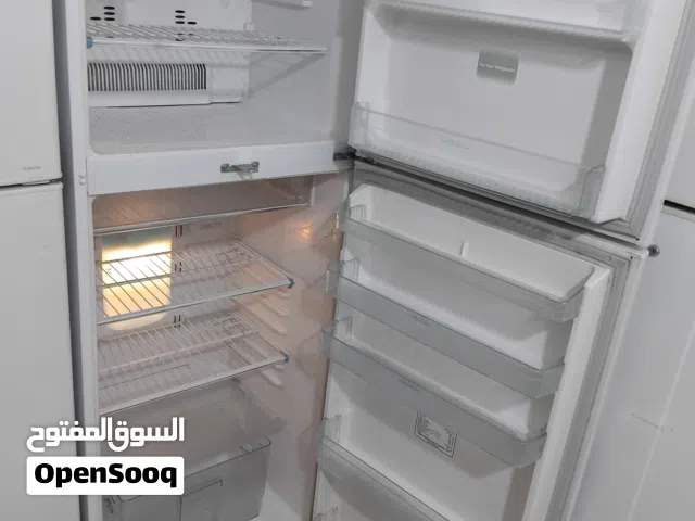 ++@ بيع ثلاجة توشيبا يباني 18 قدم حجم وسط استعمال خفيف معا التوصيل والكفاله