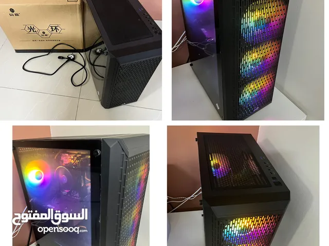  بيسي قيمينق شبه جديد وبحالة ممتاز وبقراطيسه ومع الكارتون