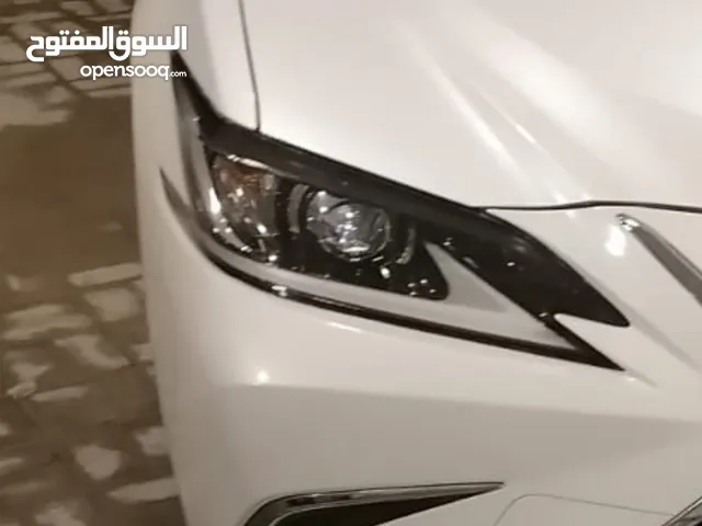For Sale: Original Lexus ES300 / ES350 Headlight (2020 Model)