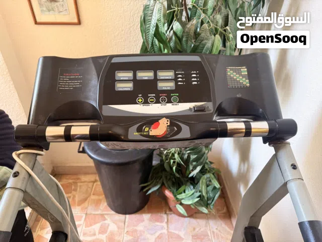 جهاز تريدميل Sport Line مستعمل بحاله ممتازه ، قشاط جديد وصيانه شامله .