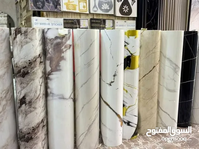#رول بديل الرخام الطول 2.80 م العرض 1.20 السماكة 3 ملم مصنوع من الفوم واللاصق منه وفيه للجدران