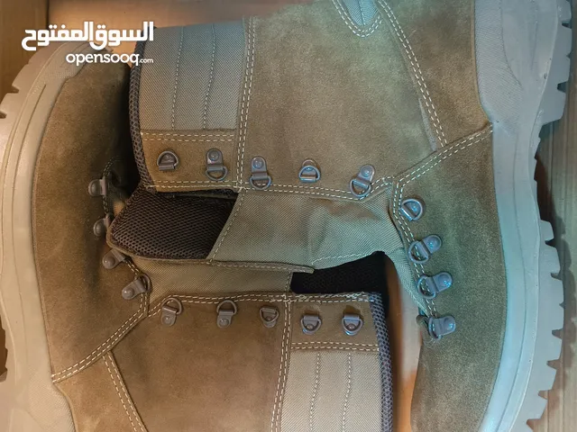 حذاء عسكري امريكي بسطار ساق طويل نمرة 44 للبيع