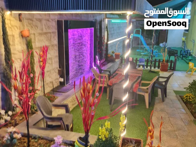 2 Bedrooms Chalet for Rent in Mafraq Al-Khirba Al-Samra