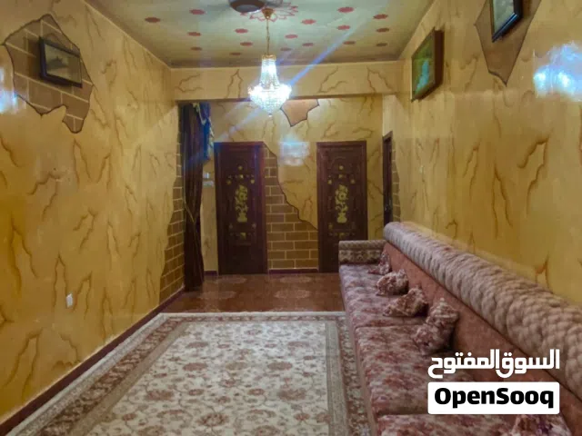 400 m2 More than 6 bedrooms Townhouse for Sale in Al Batinah Sohar