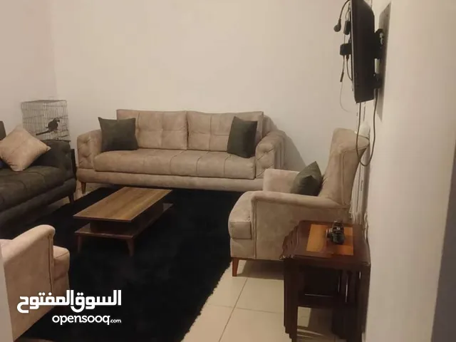 160m2 3 Bedrooms Apartments for Rent in Tripoli Bin Ashour