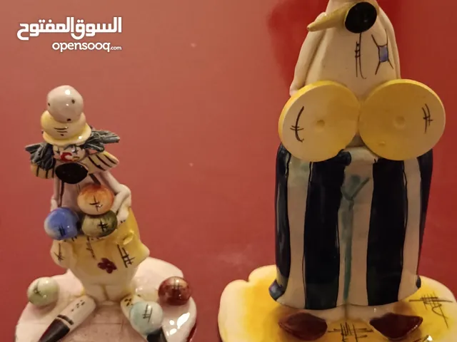 قطعتين ايطاليه مهرج من البورسلين النقي