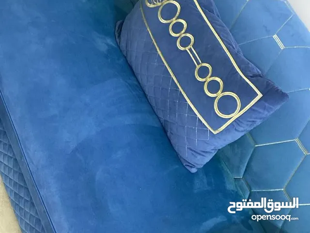 اثاث للبيع