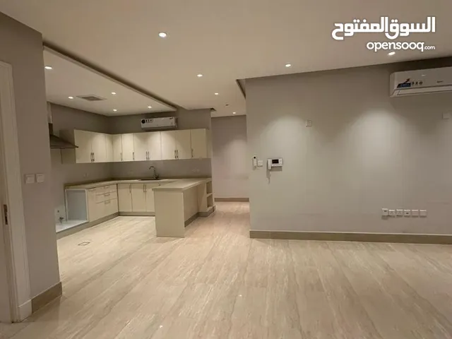 145 m2 3 Bedrooms Apartments for Rent in Al Riyadh Al Malqa