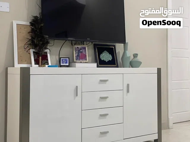 TV unit جديد