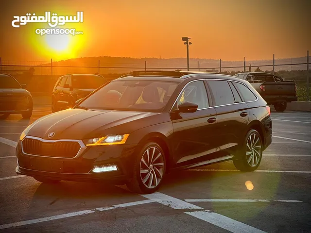 سكودا اكتافيا ستيشن /2020 اتوماتيك ماتور 2000 ديزل فل الفل فتحة سقف بانوراما الشكل آلجديد