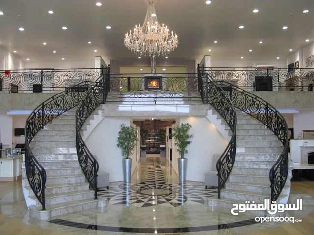 350 m2 4 Bedrooms Townhouse for Sale in Basra Saie