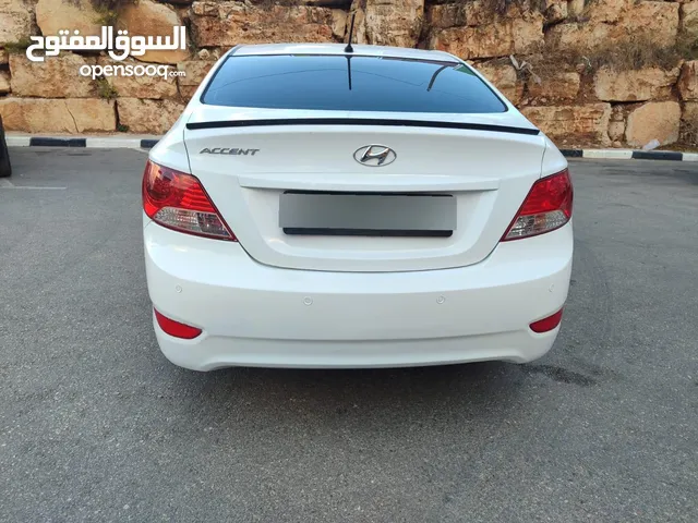 مزاحم     اكسنت سعررر حرررق 39 موديل 2018