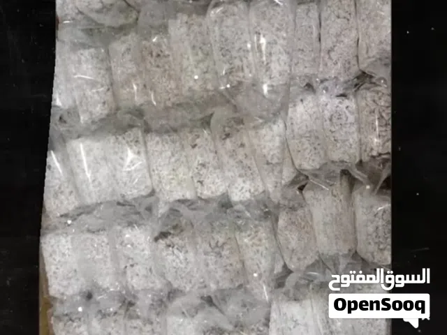 حلويات مع كاندي وفواكه مجففة