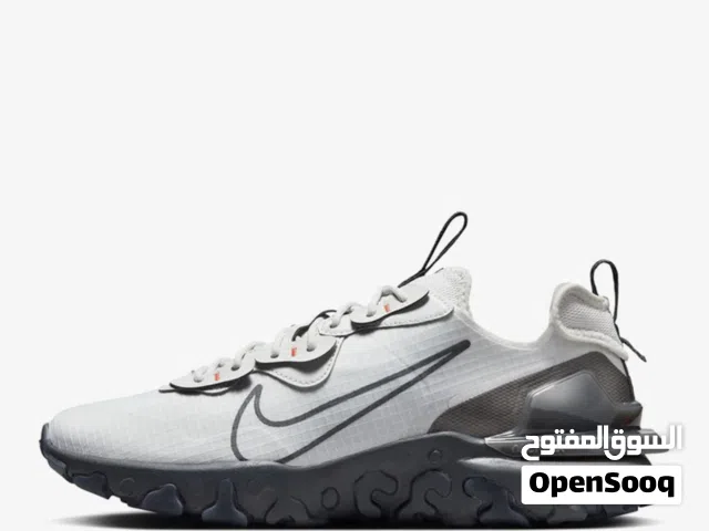 حذاء نايكي