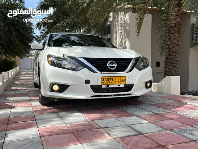 Used Nissan Altima in Al Dhahirah