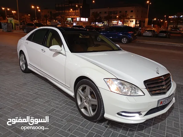 Mercedes Benz S-Class S 500 in Southern Governorate