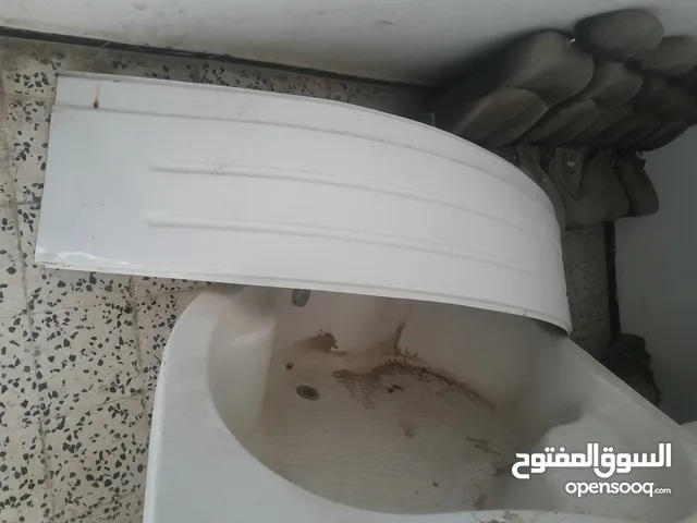 جكوزس نطيف فايبر كامل للبيع مكان سوق الجمعة