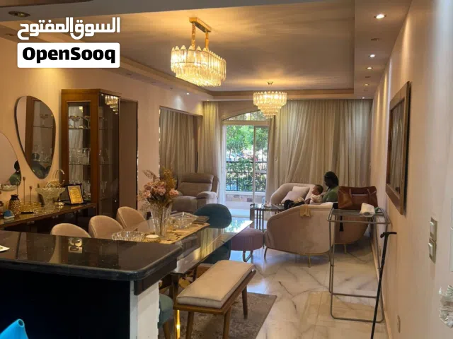 شقه ارضي +جاردن كمبوند جاردينيا سيتي مدينه نصر اول التجمع