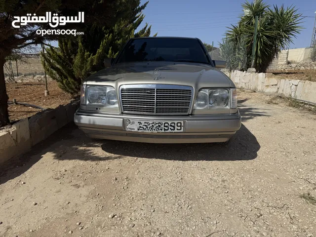 مرسيدس E200 1994 للبيع