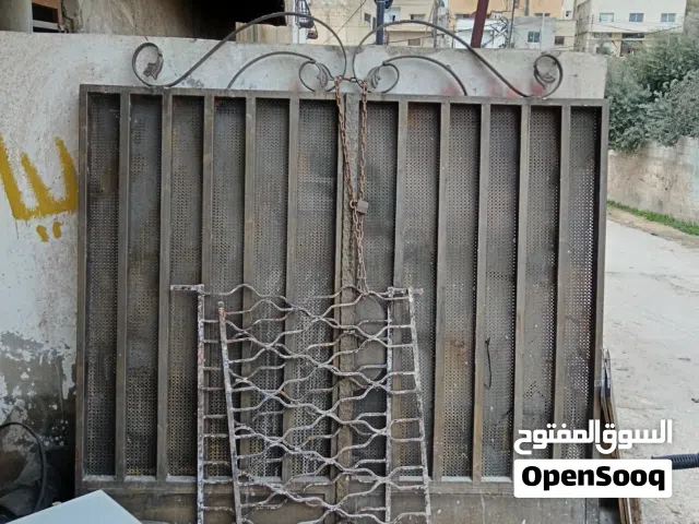 بوابه منزل خارجيه مع شبكين حمايه