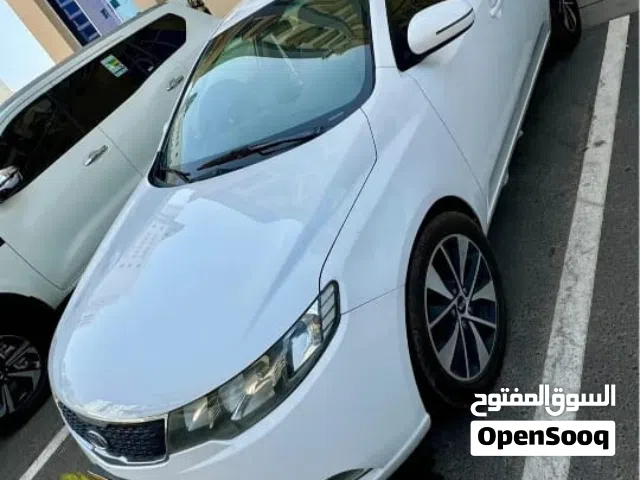 2011 كيا سيراتو EX