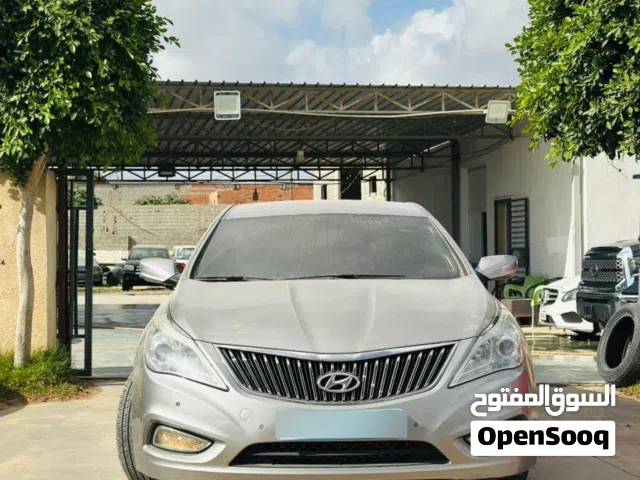 هيونداي ازيرا اباتشي 2012