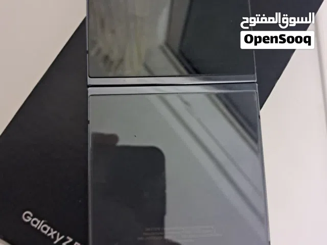 SAMSUNG Z FLIP 5 NEWWWWW