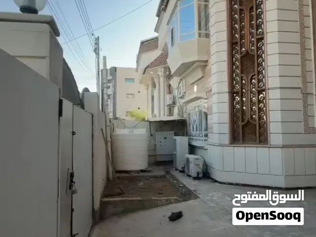 بيت طابقين للايجار يصلح شركة و مشاريع التجاريه فقط