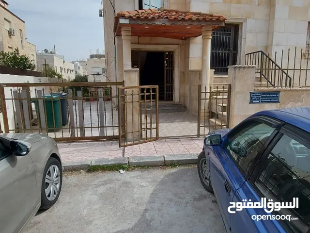 240 m2 4 Bedrooms Apartments for Sale in Irbid Aydoun