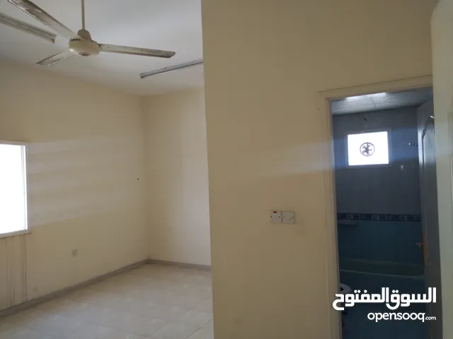 شقه 4 غرف وصاله للايجار في عجمان منطقه الرميله apartment for rent 4 bed room 
