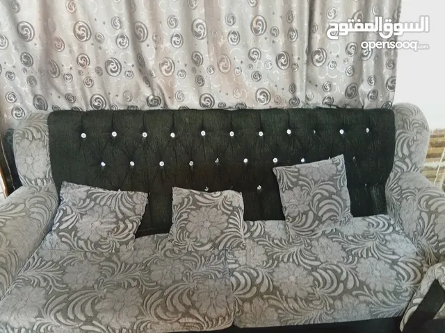 تقم كنب نظيف