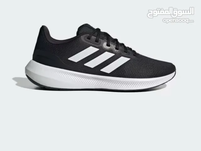 43.5 Sport Shoes in Al Ahmadi