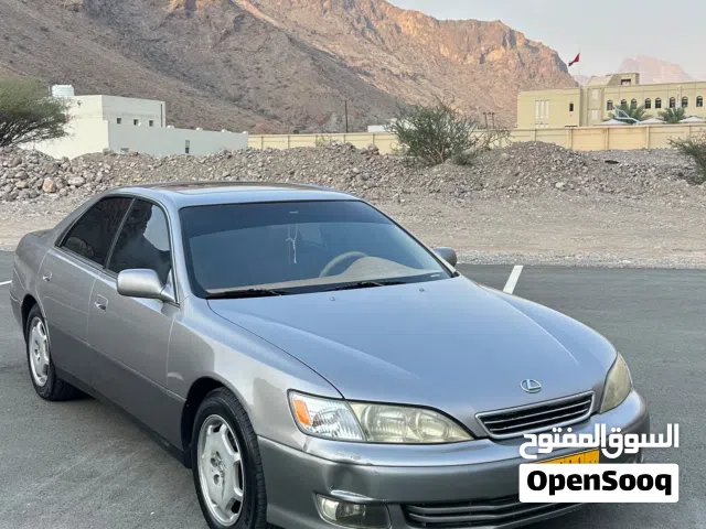 Used Lexus ES in Al Batinah