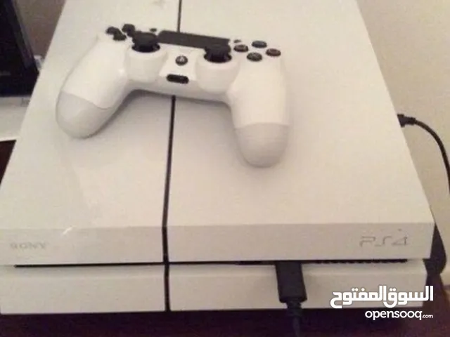 White PlayStation 4