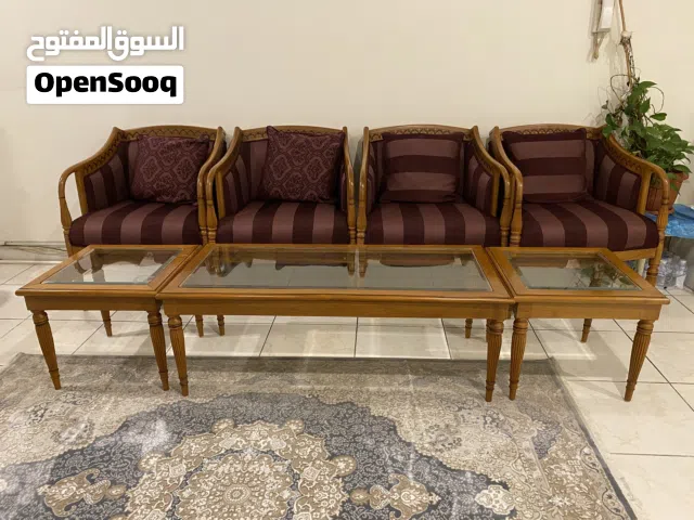 للبيع طقم كنب كلاسيكي كامل - خشب زان ثقيل بحالة ممتازة