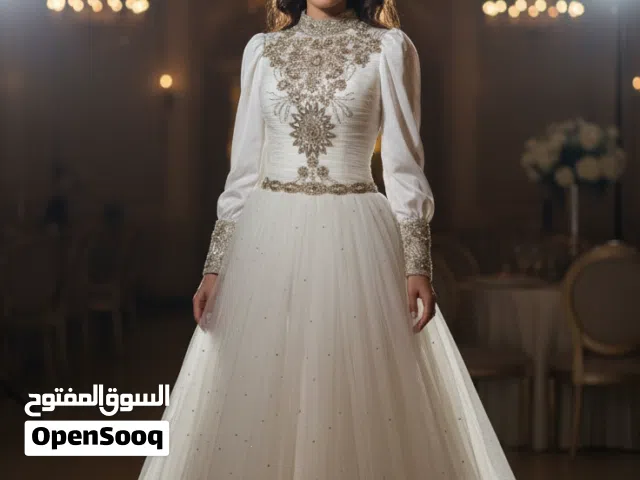 للبيع فستان عرس تركي ملوكي ب 15 فقط