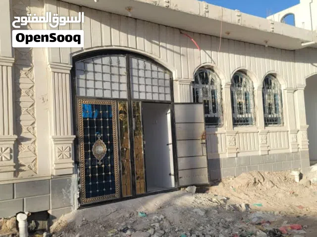 400000000 m2 4 Bedrooms Townhouse for Sale in Sana'a Other