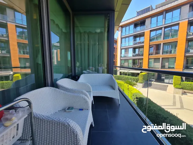 240 m2 4 Bedrooms Apartments for Sale in Istanbul Bakırköy