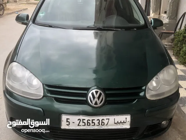 Volkswagen ID 5 2005 in Tripoli