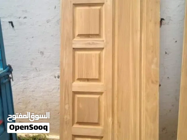فني فك وتركيب وصيانة وفتح  الأبواب والشبابيك بجميع انواعها